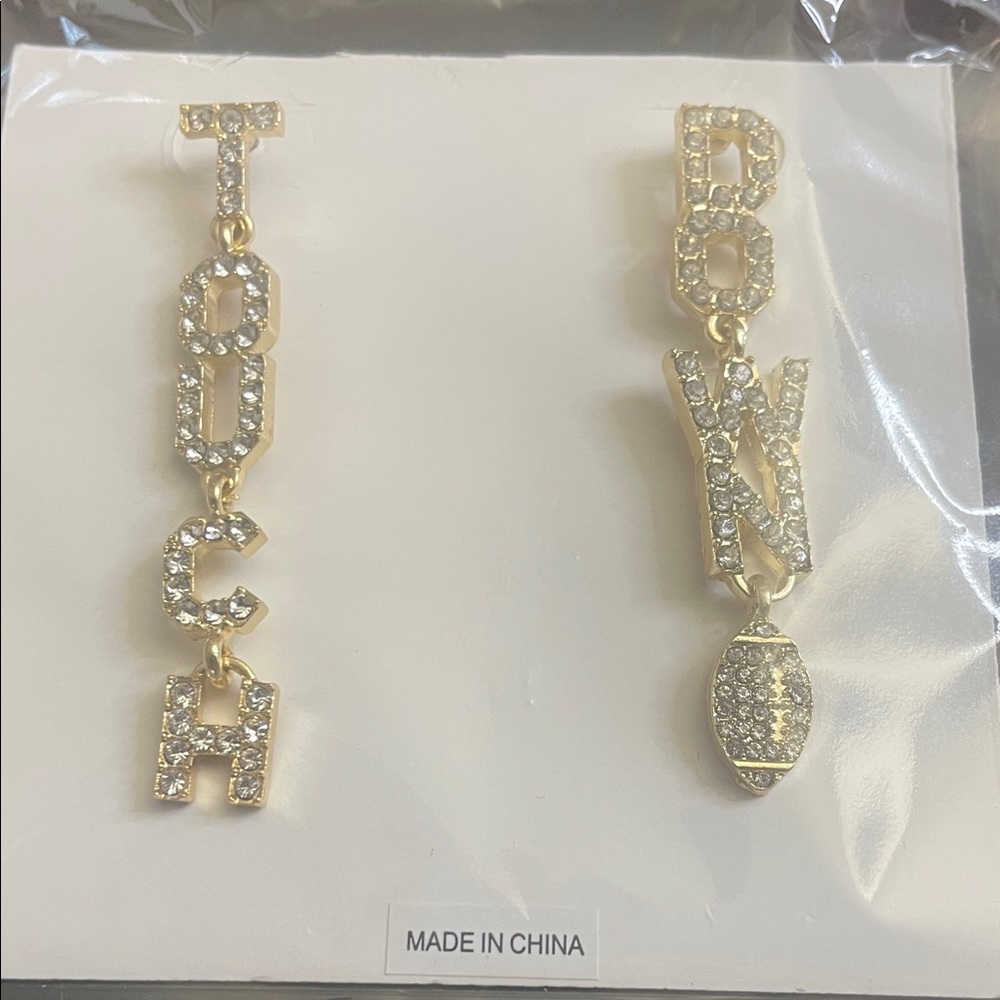 NWT Elegant “Touch Down” Drop Pierced Earrings - Picture 3 of 4